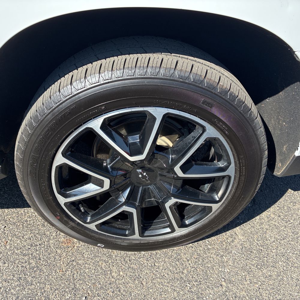 2022 Chevrolet Suburban RST