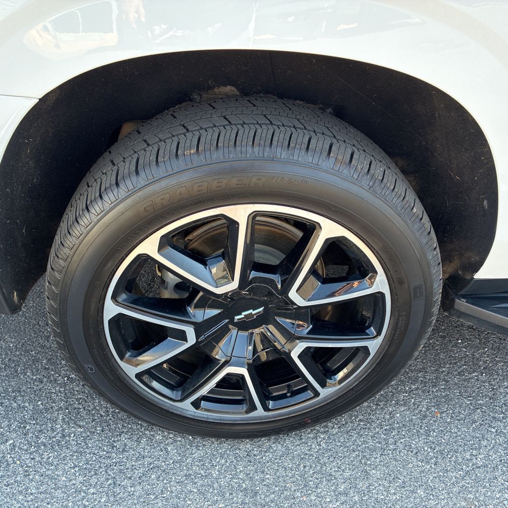 2022 Chevrolet Suburban RST