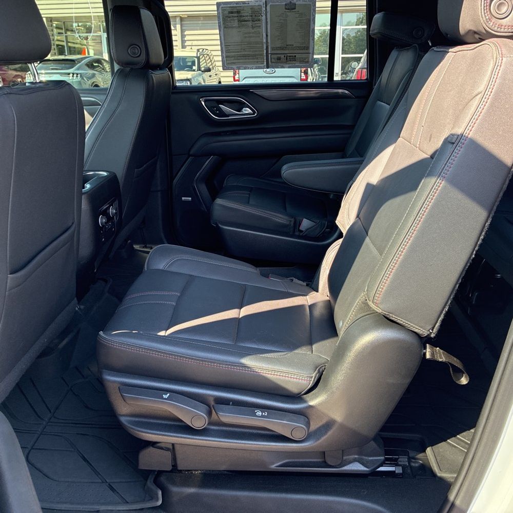 2022 Chevrolet Suburban RST