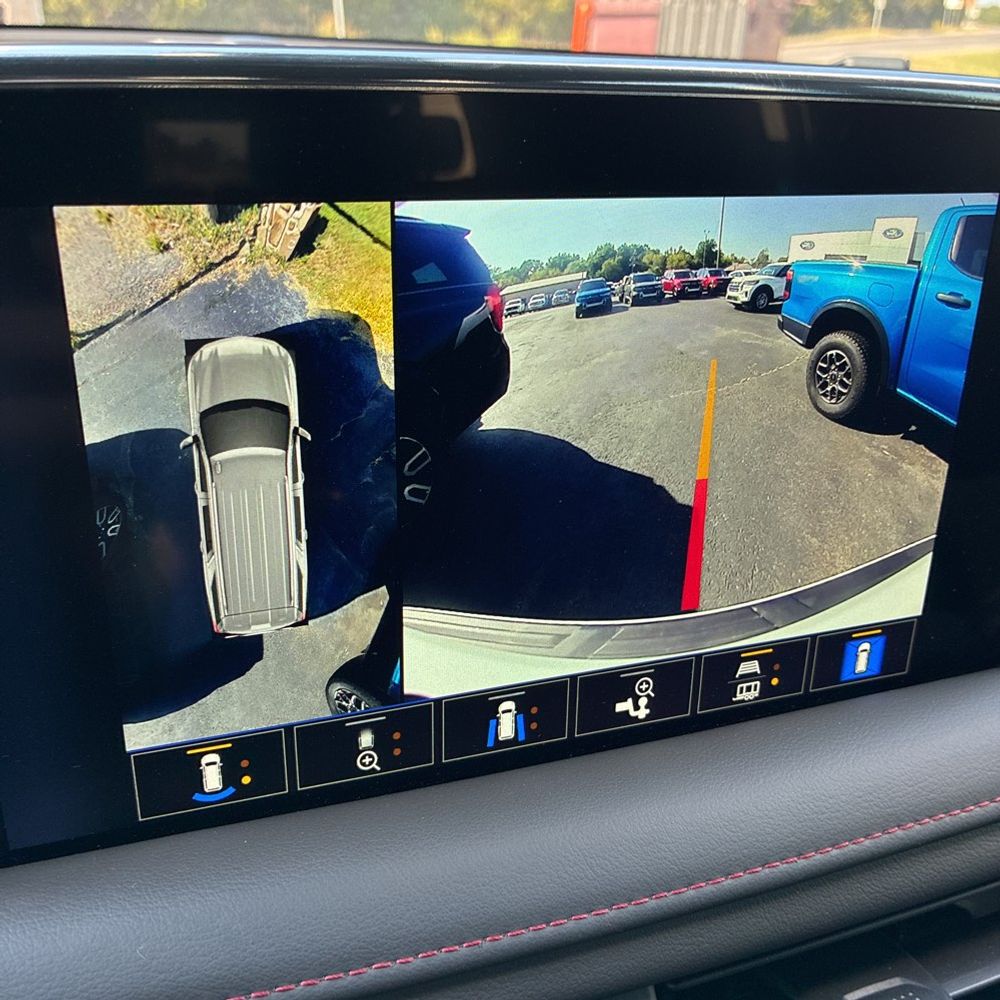2022 Chevrolet Suburban RST