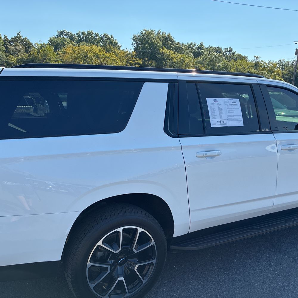 2022 Chevrolet Suburban RST