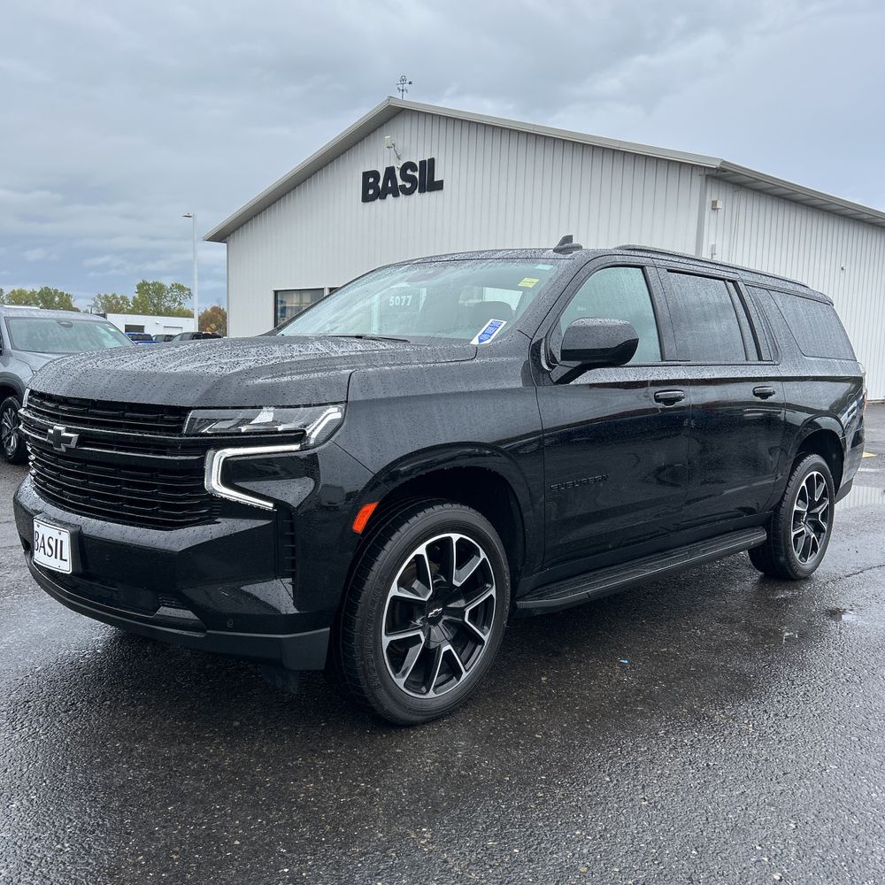 2023 Chevrolet Suburban RST