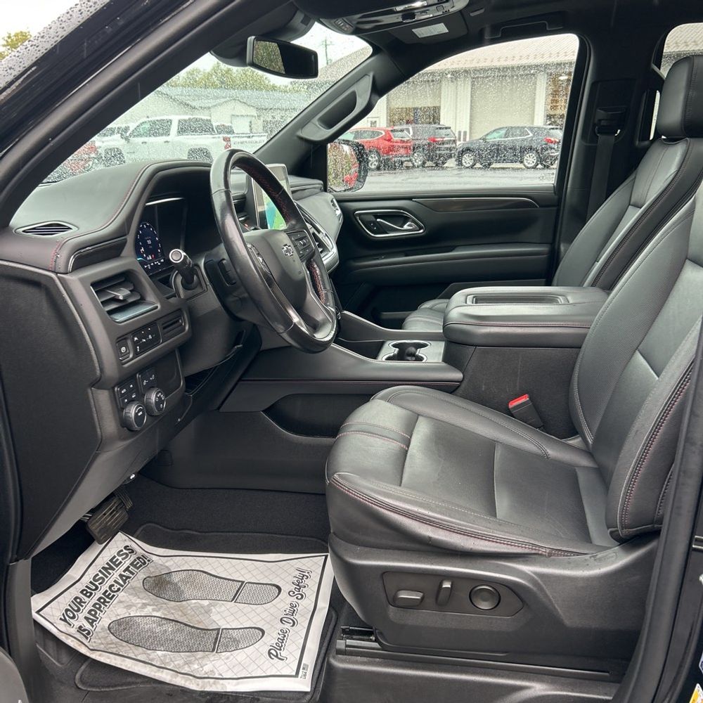 2023 Chevrolet Suburban RST
