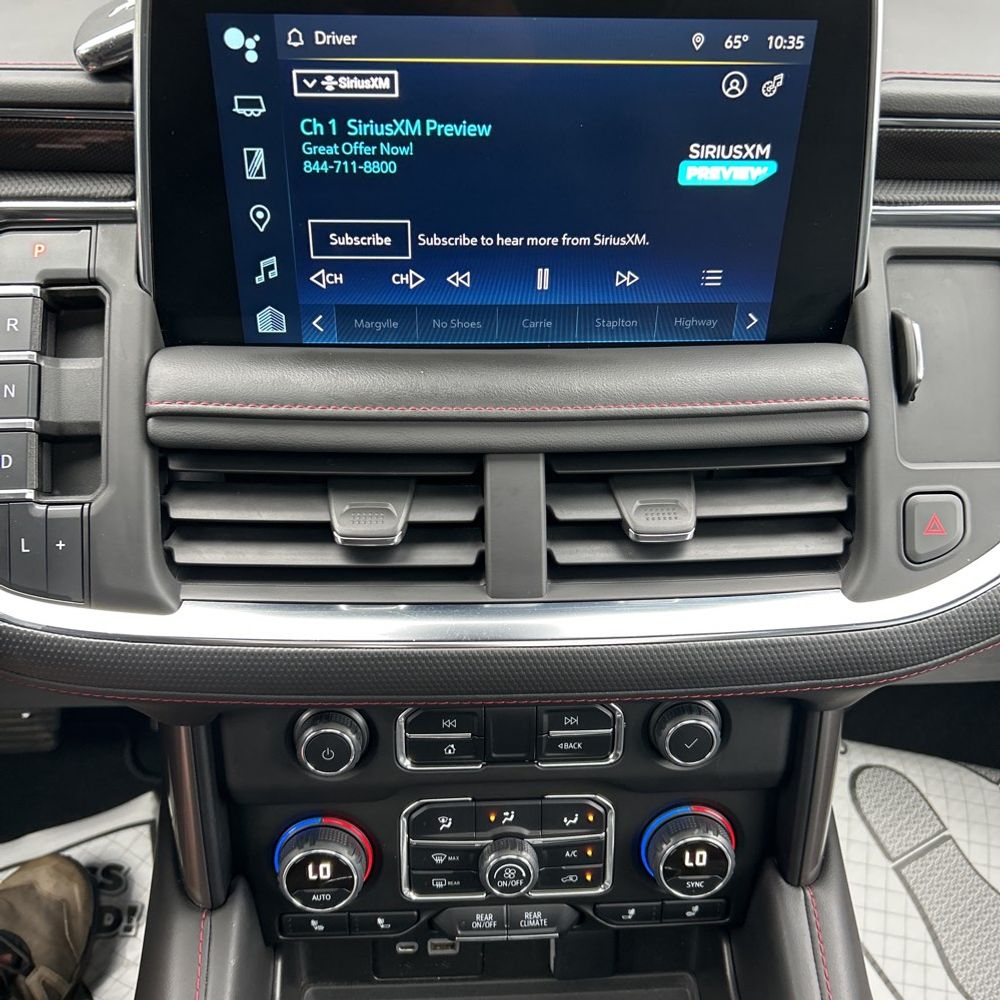 2023 Chevrolet Suburban RST