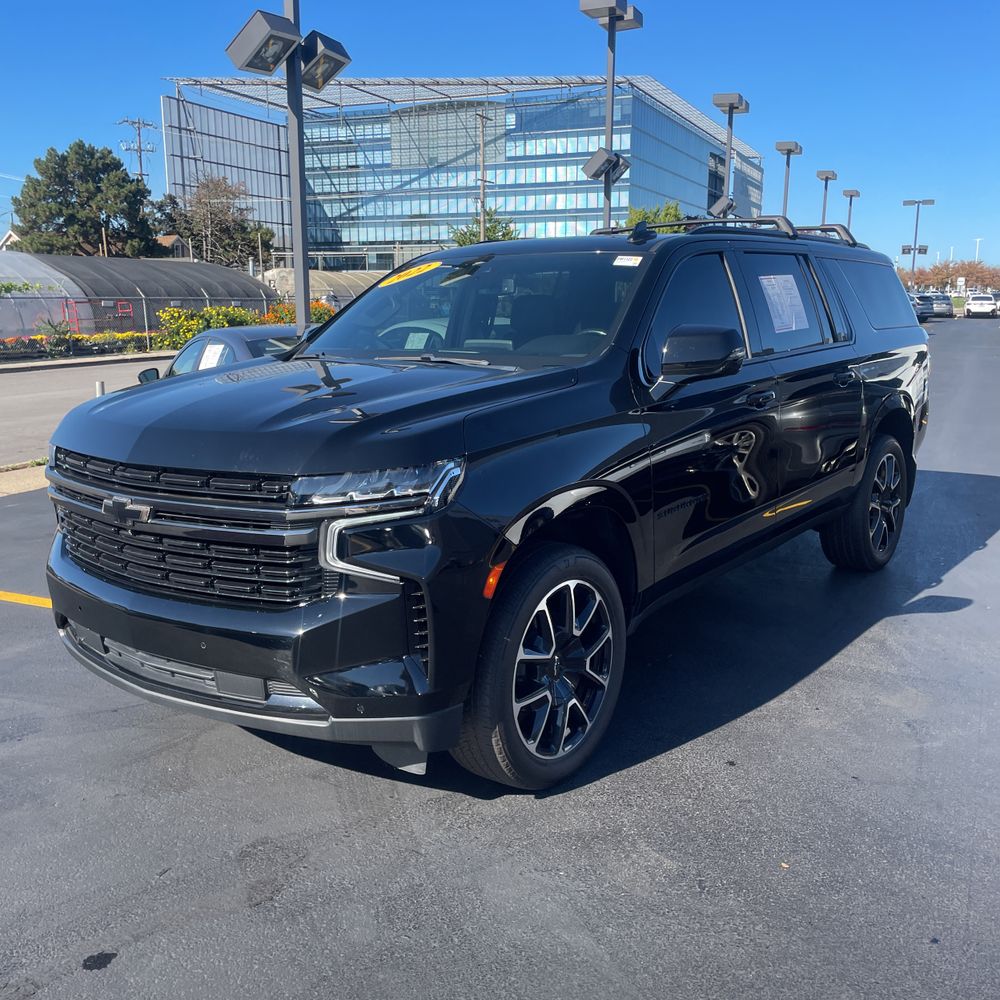 2022 Chevrolet Suburban RST