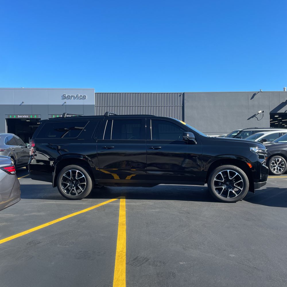 2022 Chevrolet Suburban RST