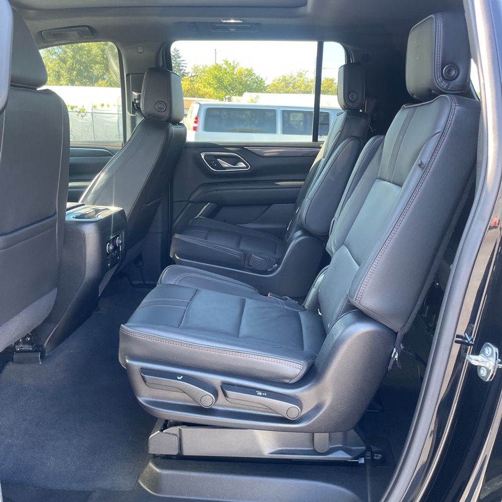 2022 Chevrolet Suburban RST