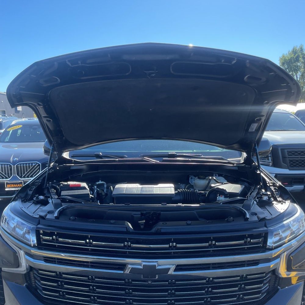 2022 Chevrolet Suburban RST