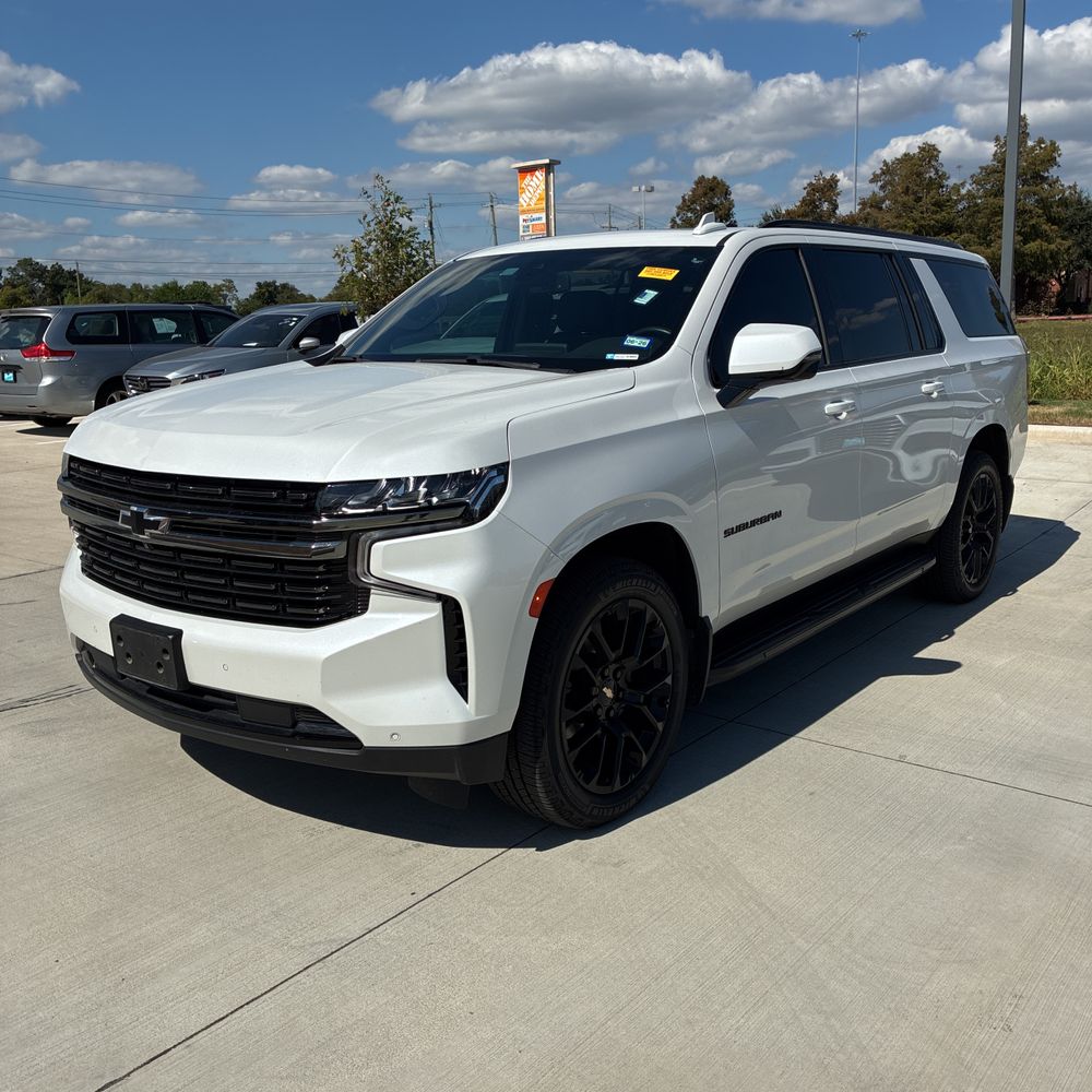2022 Chevrolet Suburban RST
