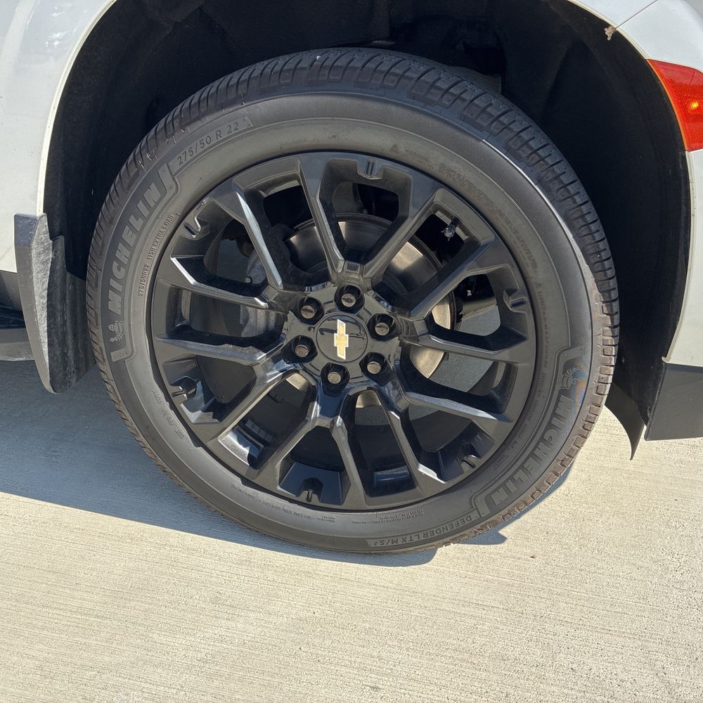 2022 Chevrolet Suburban RST