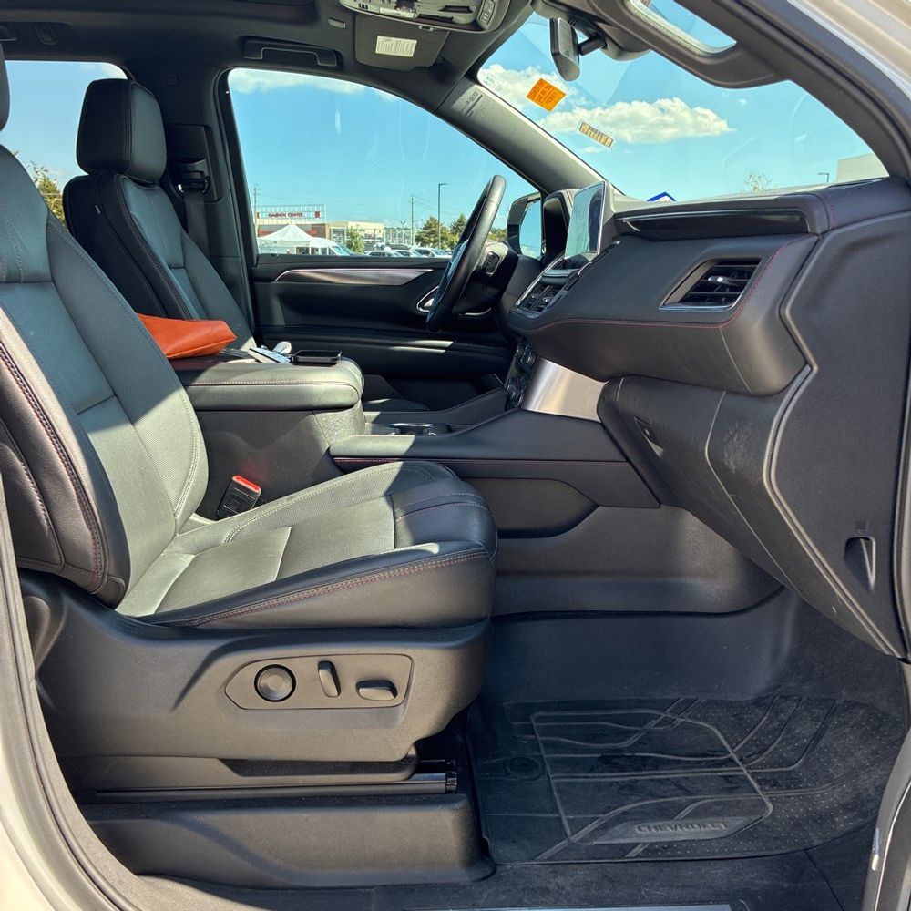 2022 Chevrolet Suburban RST