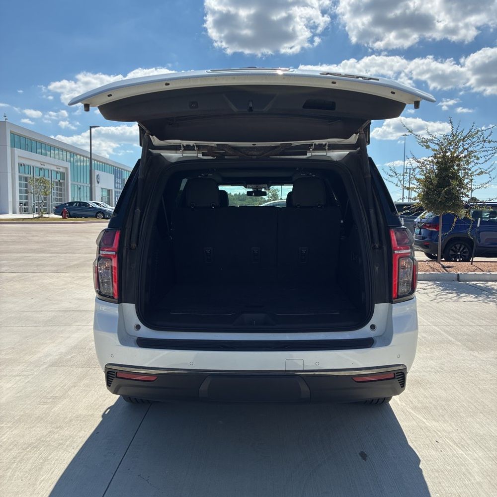 2022 Chevrolet Suburban RST