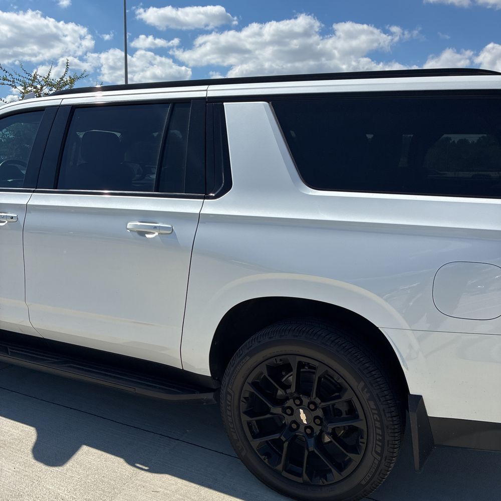 2022 Chevrolet Suburban RST
