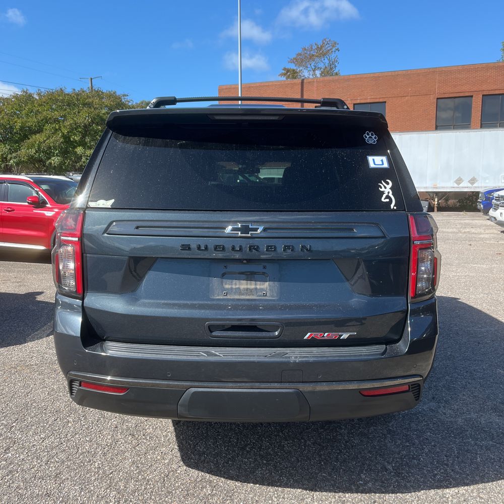 2022 Chevrolet Suburban RST