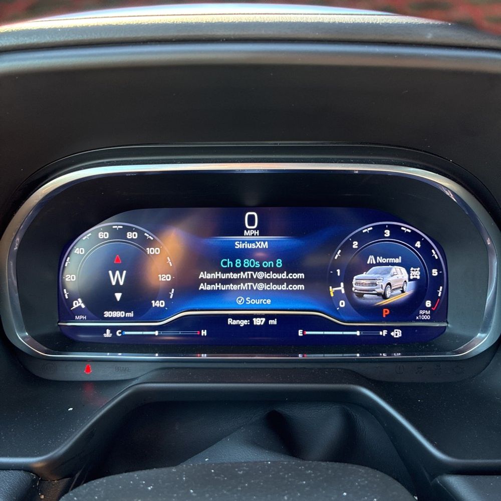 2024 Chevrolet Suburban RST