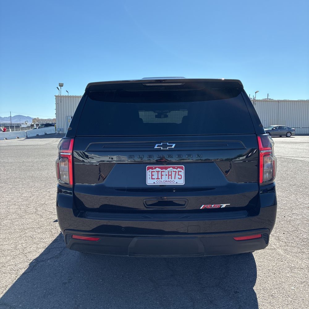 2024 Chevrolet Suburban RST