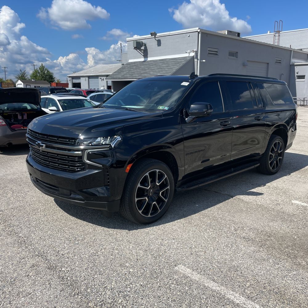 2021 Chevrolet Suburban RST