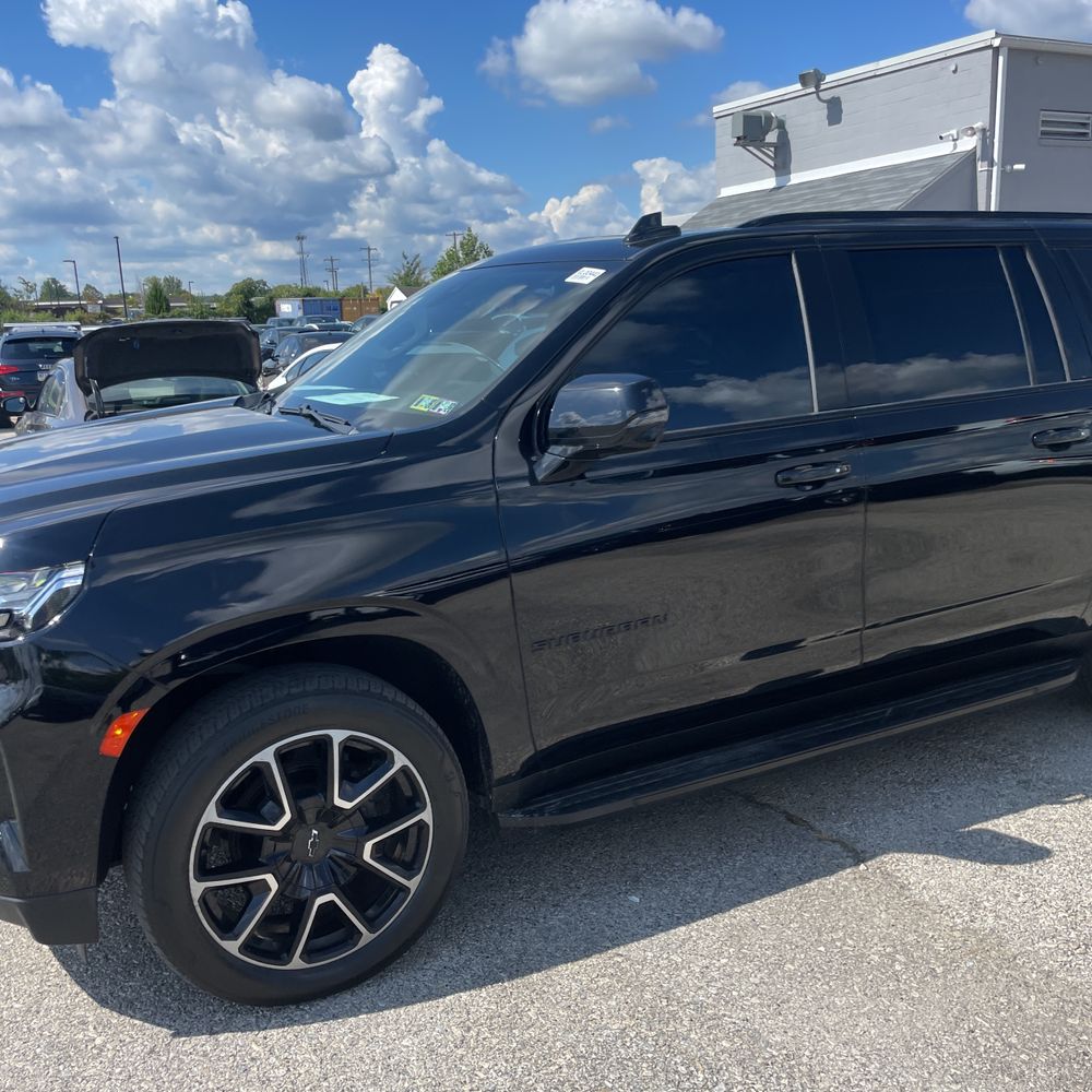 2021 Chevrolet Suburban RST