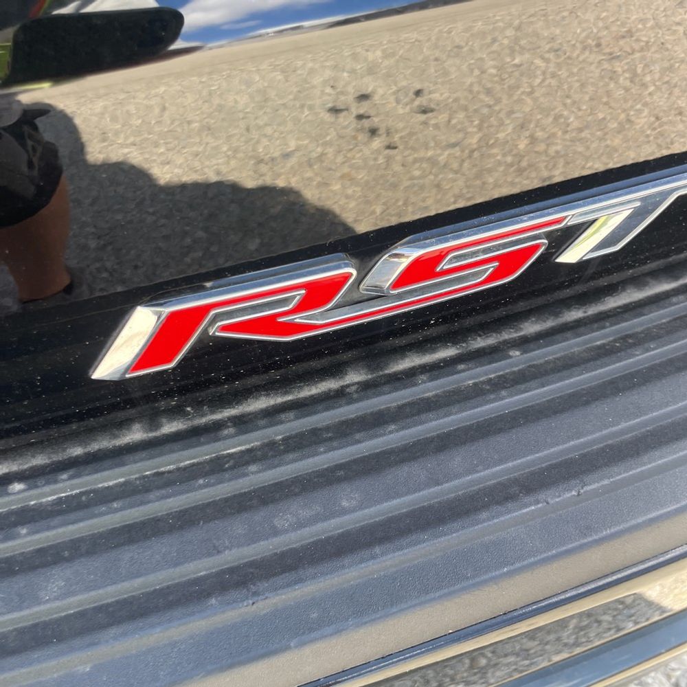 2021 Chevrolet Suburban RST