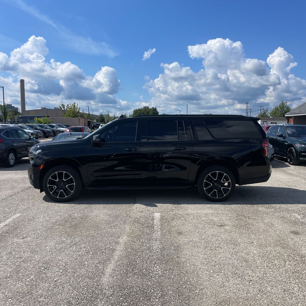 2021 Chevrolet Suburban RST