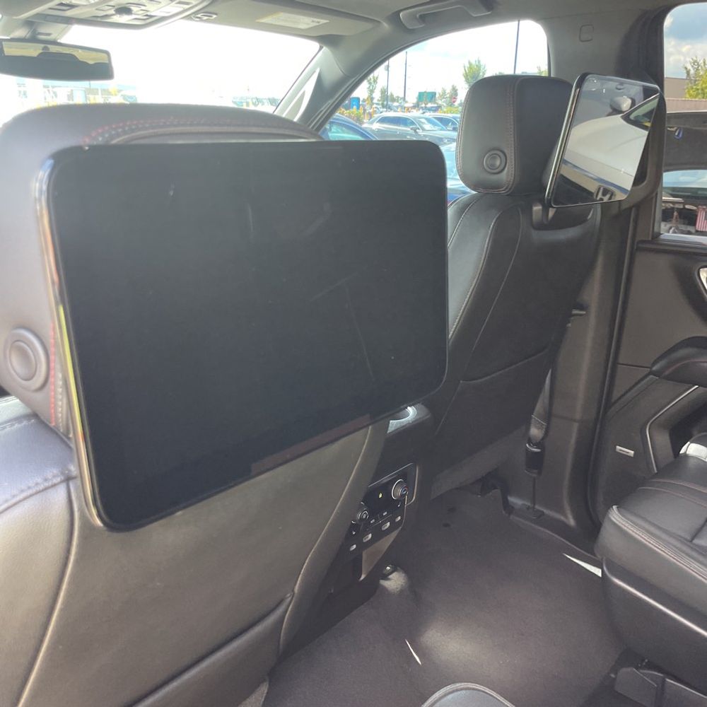 2021 Chevrolet Suburban RST