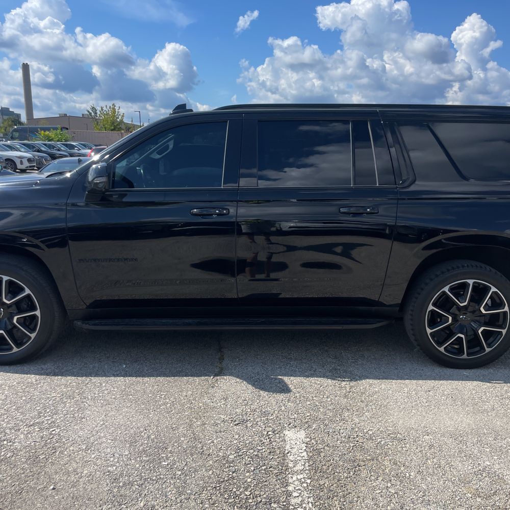 2021 Chevrolet Suburban RST