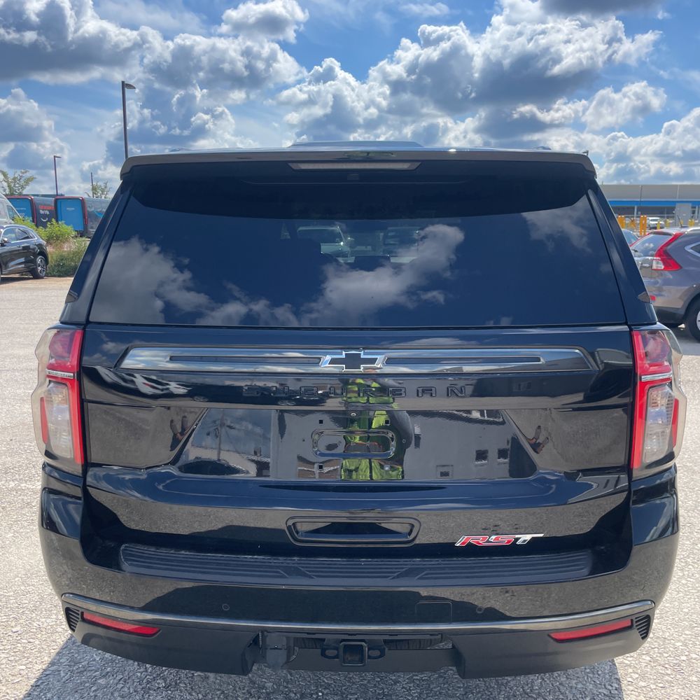2021 Chevrolet Suburban RST