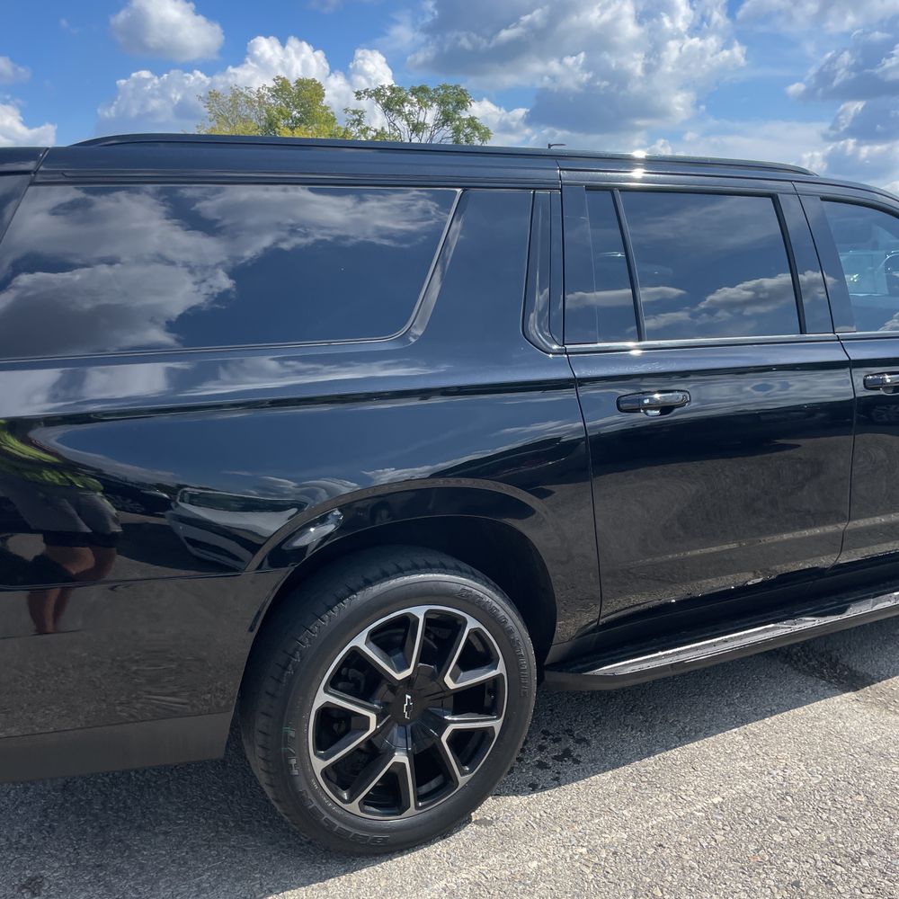 2021 Chevrolet Suburban RST