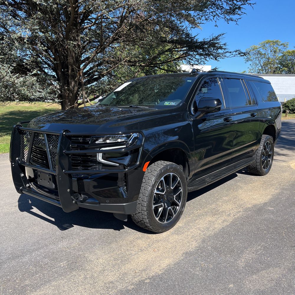 2023 Chevrolet Suburban RST