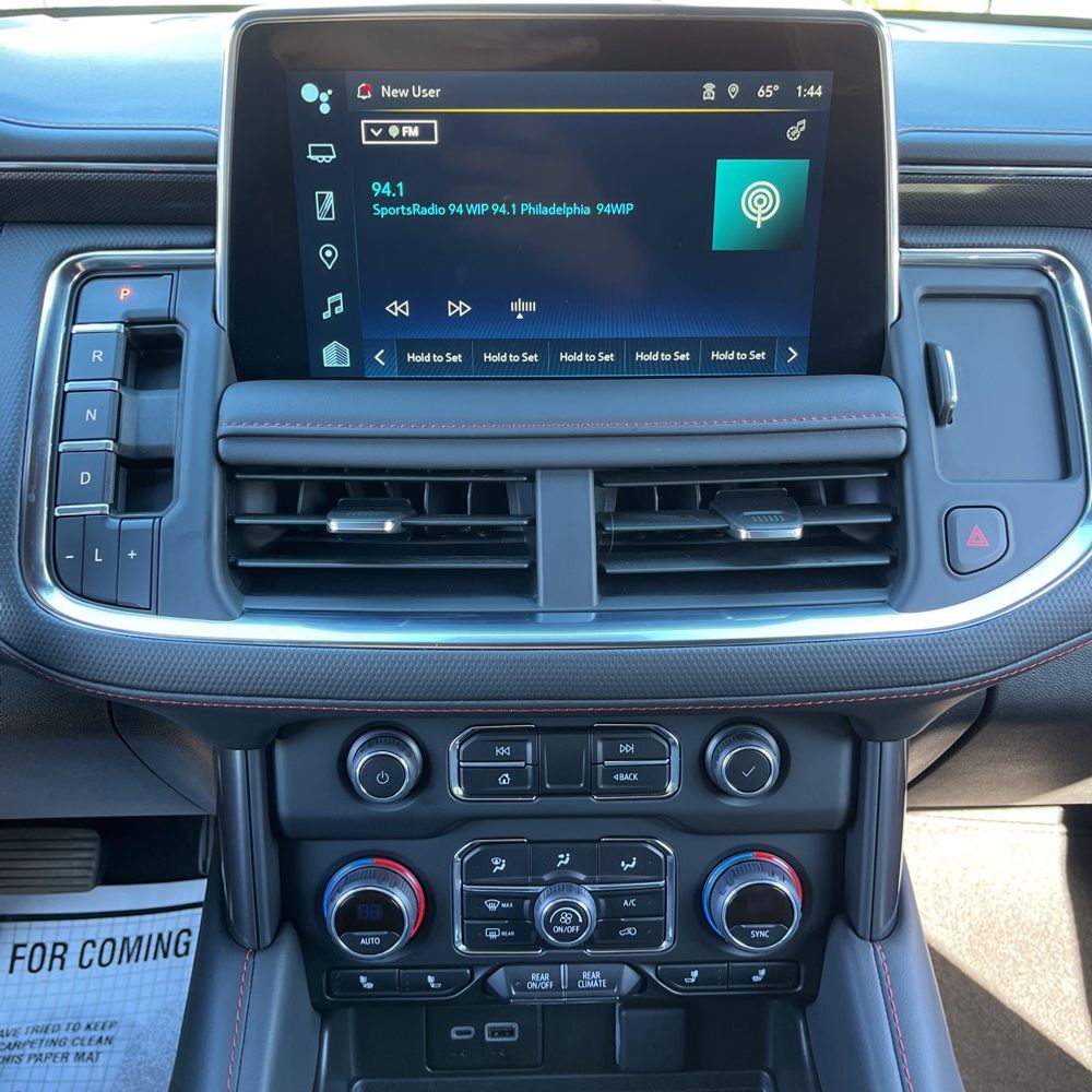 2023 Chevrolet Suburban RST