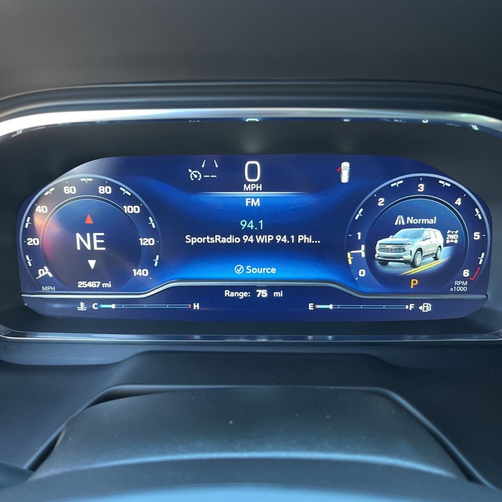 2023 Chevrolet Suburban RST