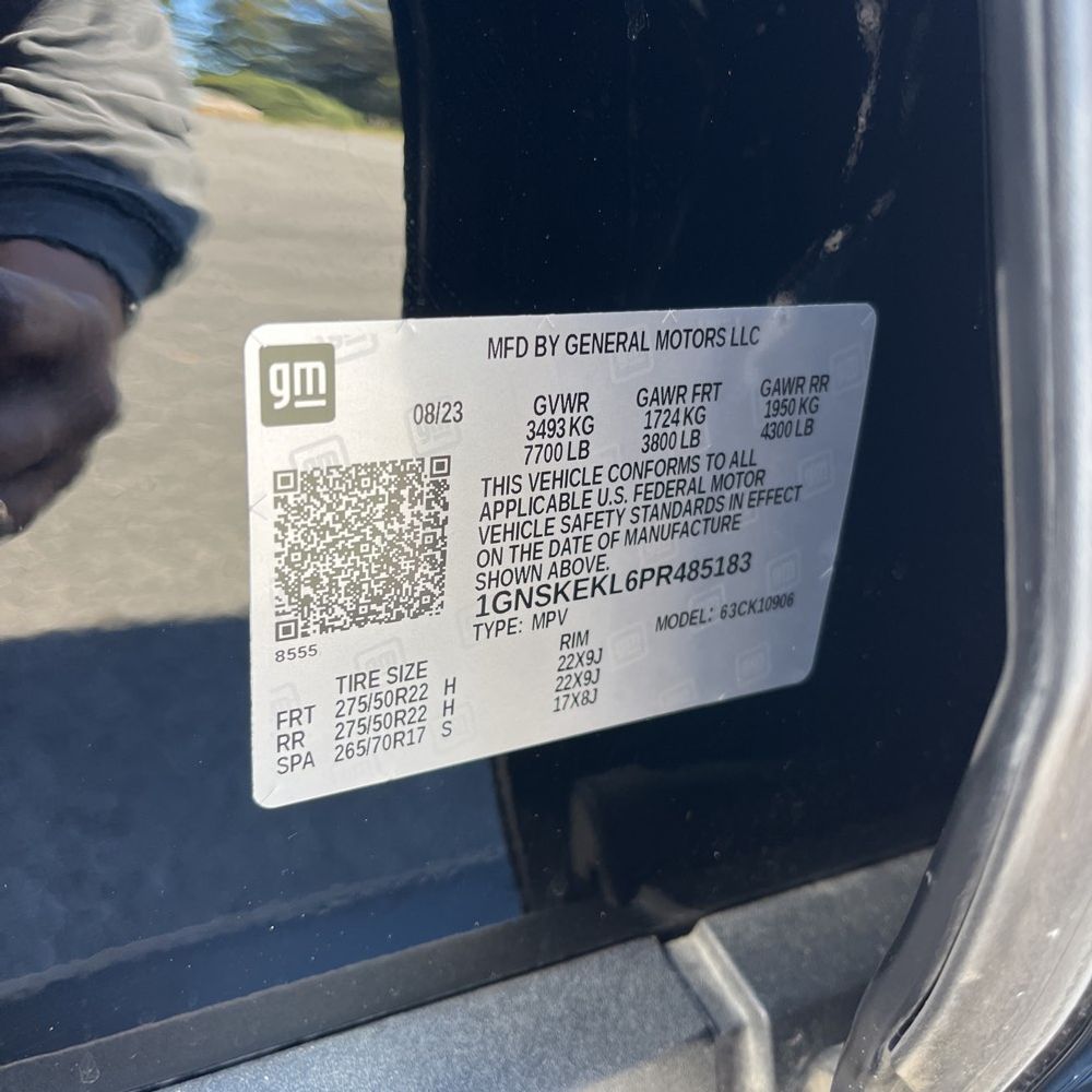 2023 Chevrolet Suburban RST