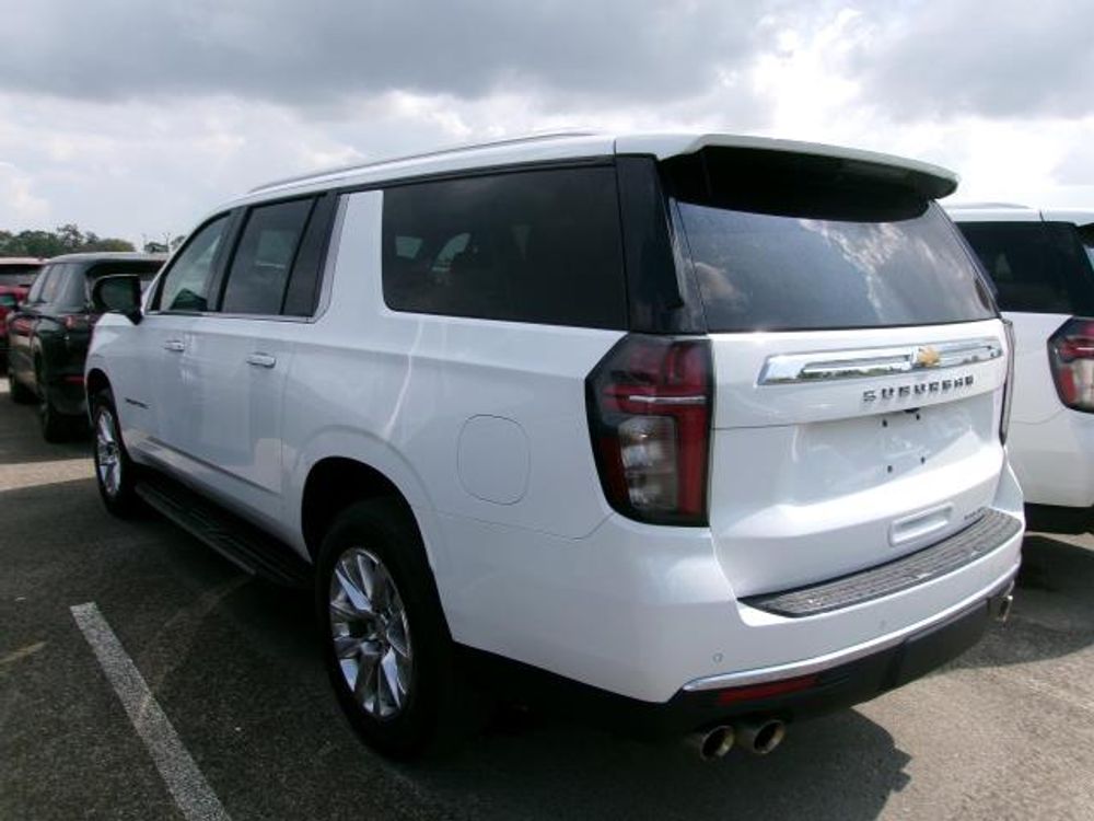2023 Chevrolet Suburban Premier