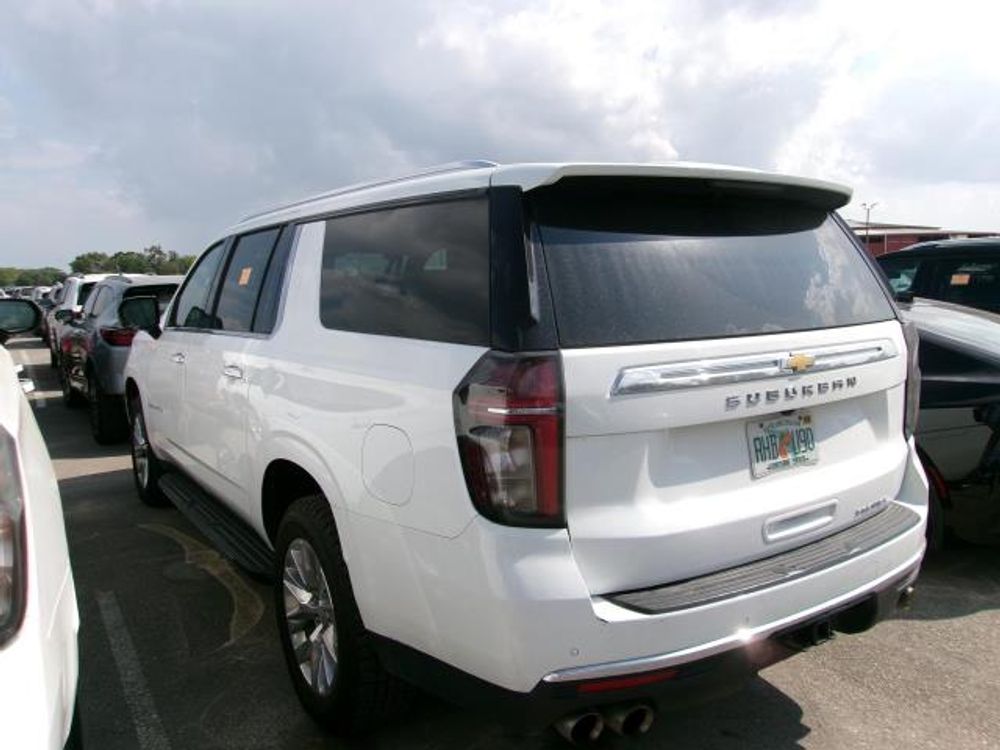 2023 Chevrolet Suburban Premier
