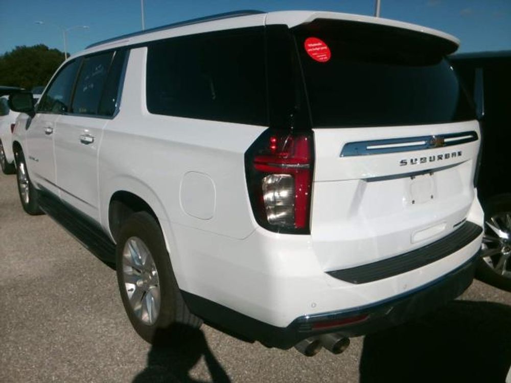 2023 Chevrolet Suburban Premier