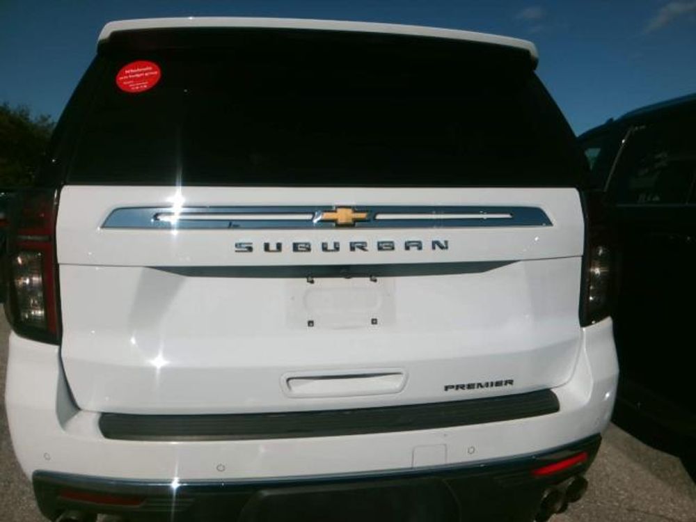 2023 Chevrolet Suburban Premier