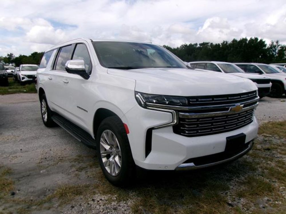 2023 Chevrolet Suburban Premier