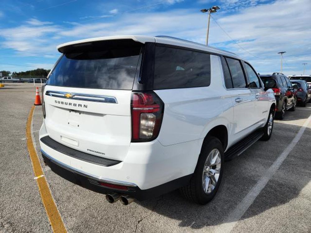 2023 Chevrolet Suburban Premier