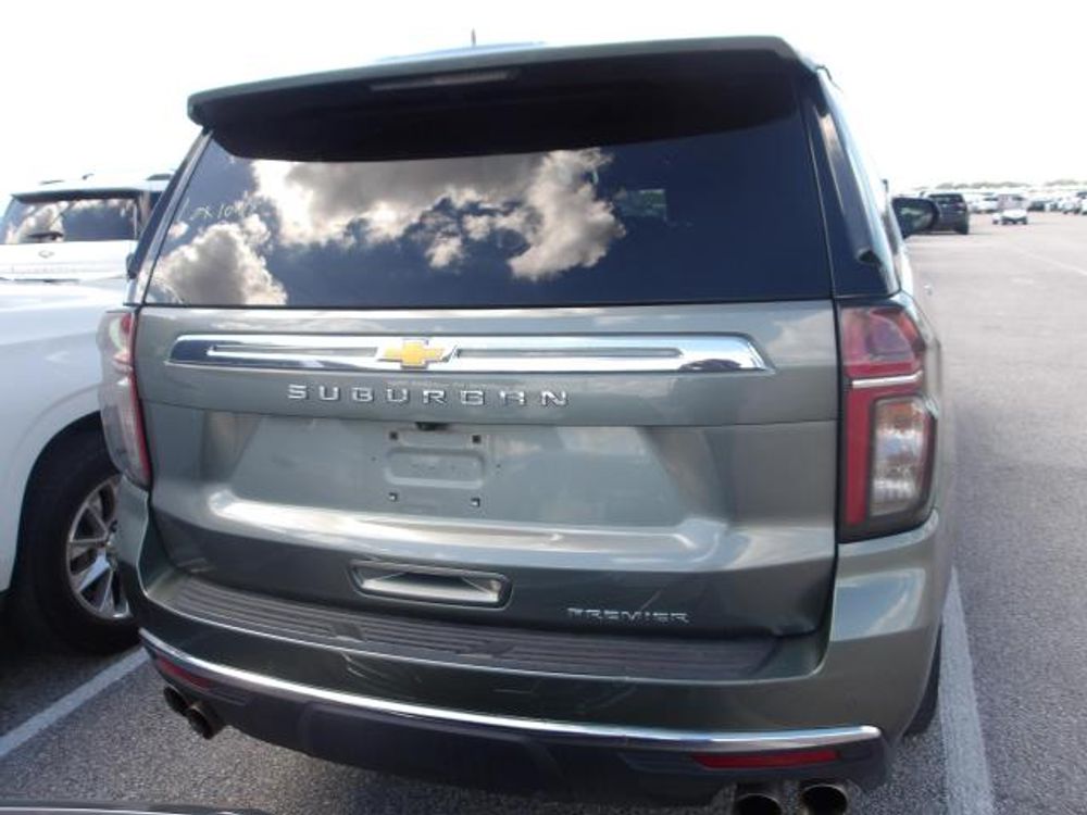 2023 Chevrolet Suburban Premier