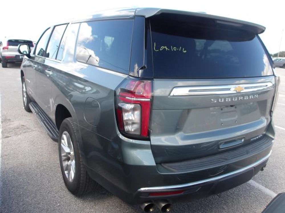 2023 Chevrolet Suburban Premier