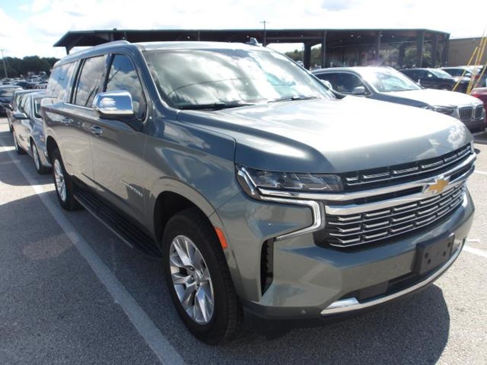 2023 Chevrolet Suburban Premier