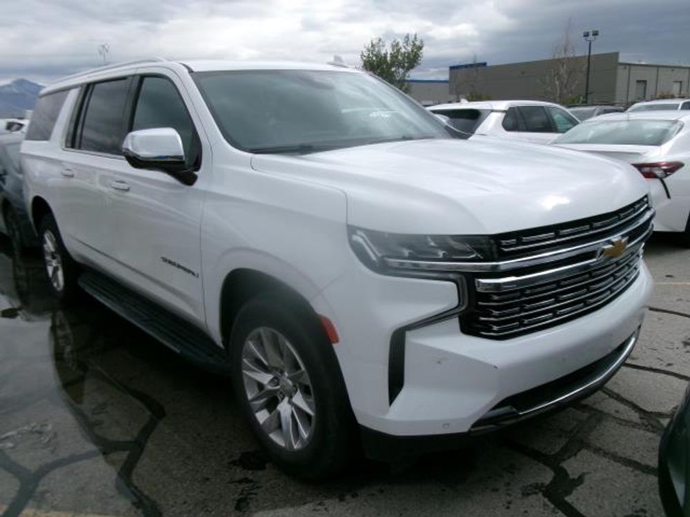 2023 Chevrolet Suburban Premier
