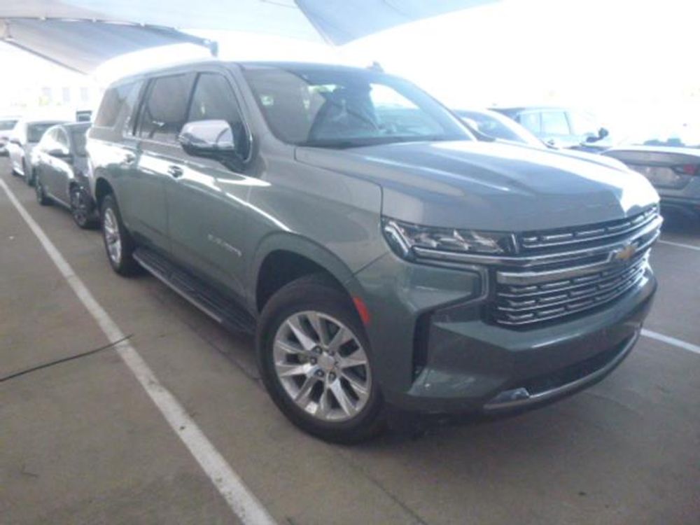 2023 Chevrolet Suburban Premier