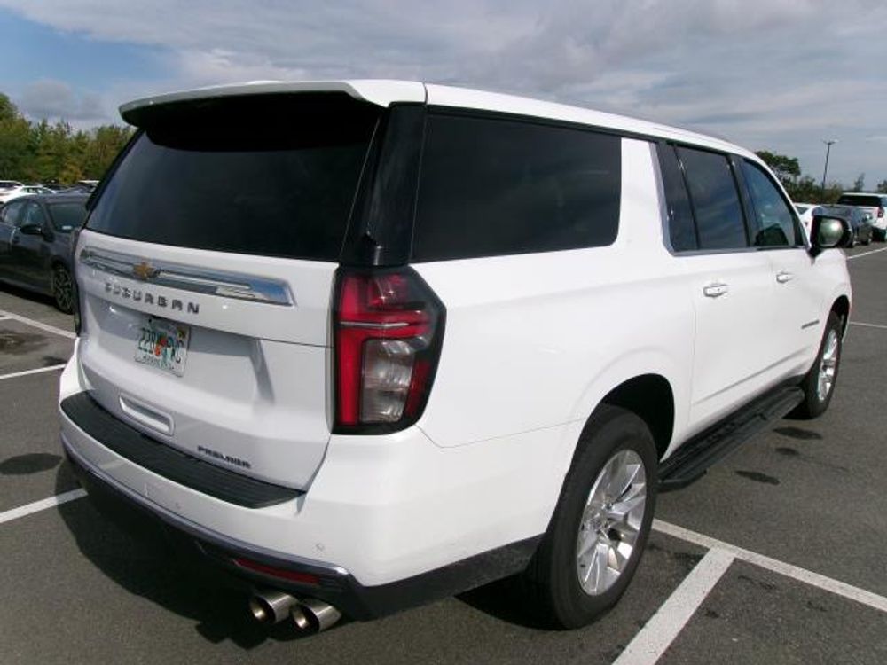 2023 Chevrolet Suburban Premier