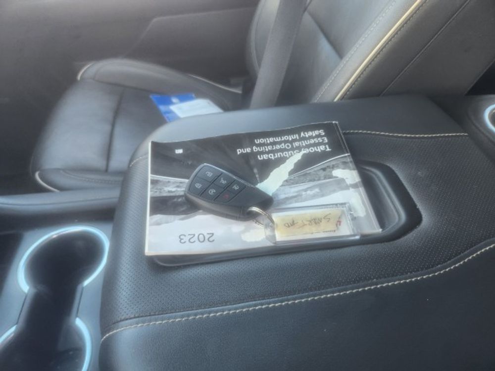 2023 Chevrolet Suburban Premier