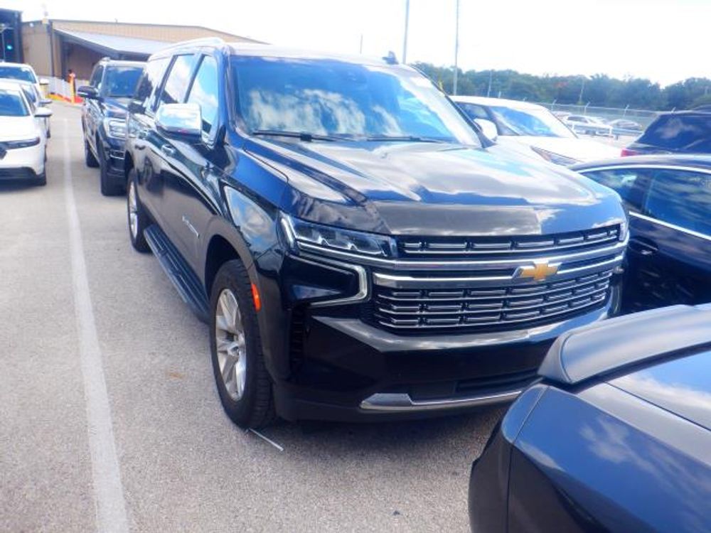 2023 Chevrolet Suburban Premier