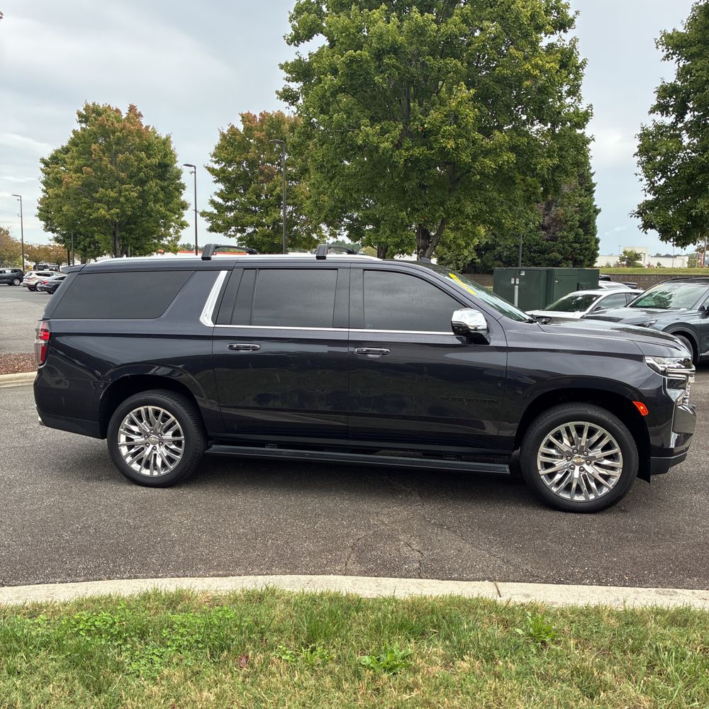 2024 Chevrolet Suburban Premier