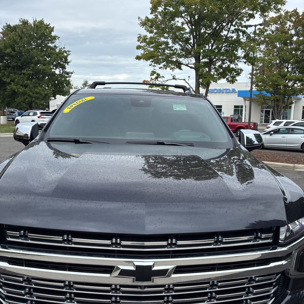 2024 Chevrolet Suburban Premier