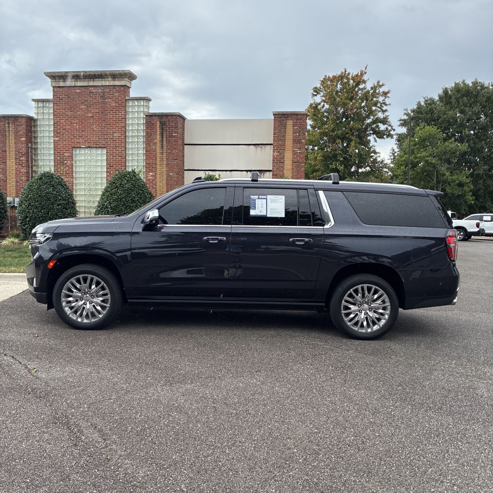 2024 Chevrolet Suburban Premier