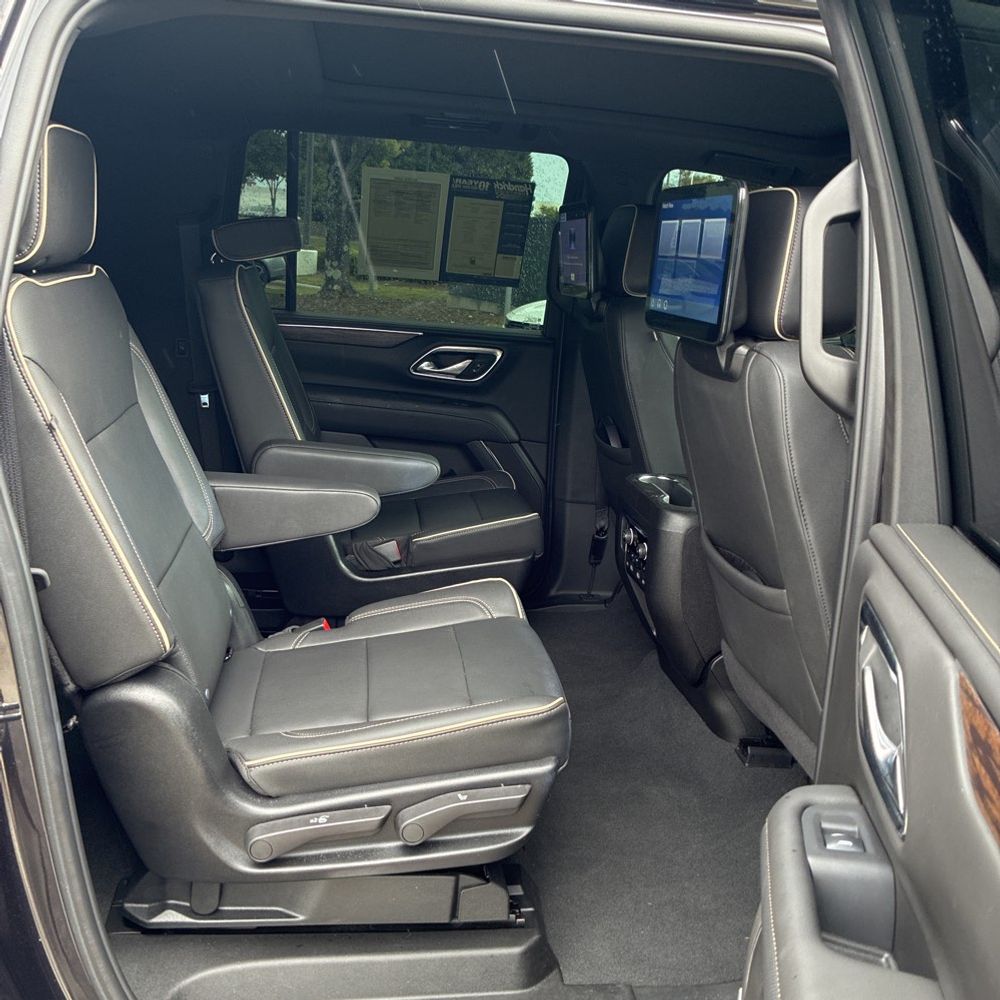 2024 Chevrolet Suburban Premier